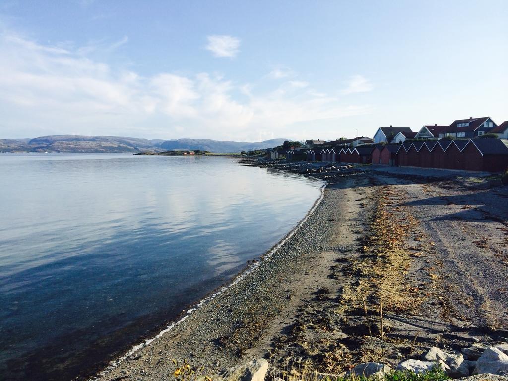 Brekstad Gjestehus As Buitenkant foto